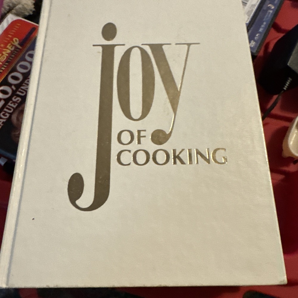 Vintage 1979 Joy OF COOKING Cookbook Rombauer-Becker Rare White Gold Hardback
